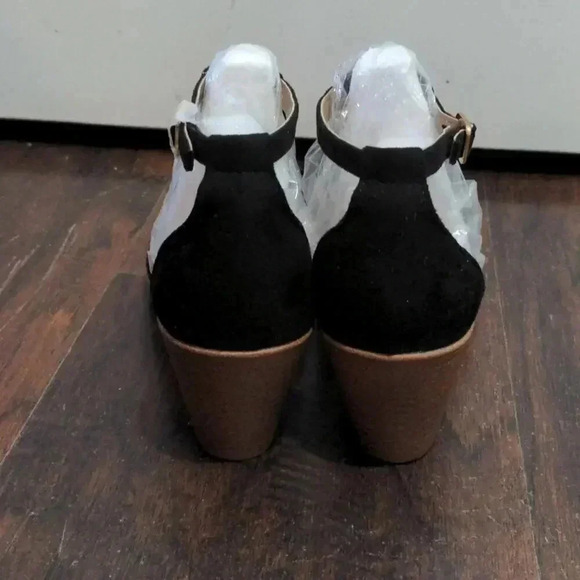 Journee Collection Womens Kedzie Tru Comfort Foam Narrow Width Peep Toe Wedge - Picture 4 of 10